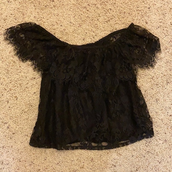 Hollister black lace off the shoulder crop top - Picture 1 of 4